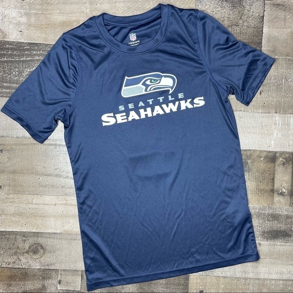 NFL Seattle Seahawks Russell Wilson Tee Shirt Boys size Large 14/16 - Picture 1 of 8